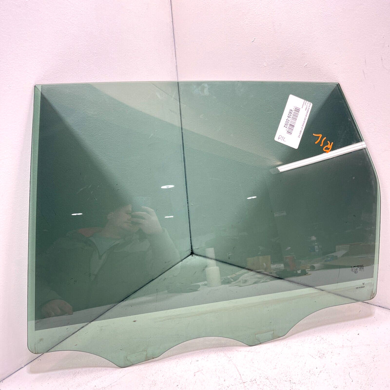 2011-18 PORSCHE CAYENNE REAR LEFT DRIVER SIDE DOOR WINDOW GLASS OEM