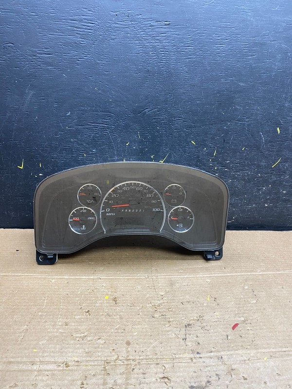 2008 to 2010 Chevrolet Express Speedometer Cluster Gauge w9682 DG