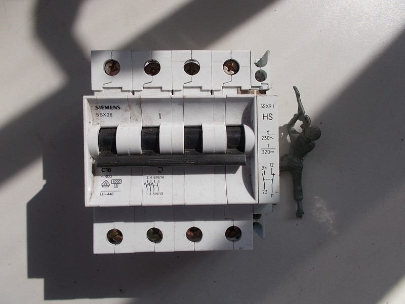 Siemens 5SX26 Circuit Breaker w/ 5SX9 1VDE 0660 *FREE SHIPPING*