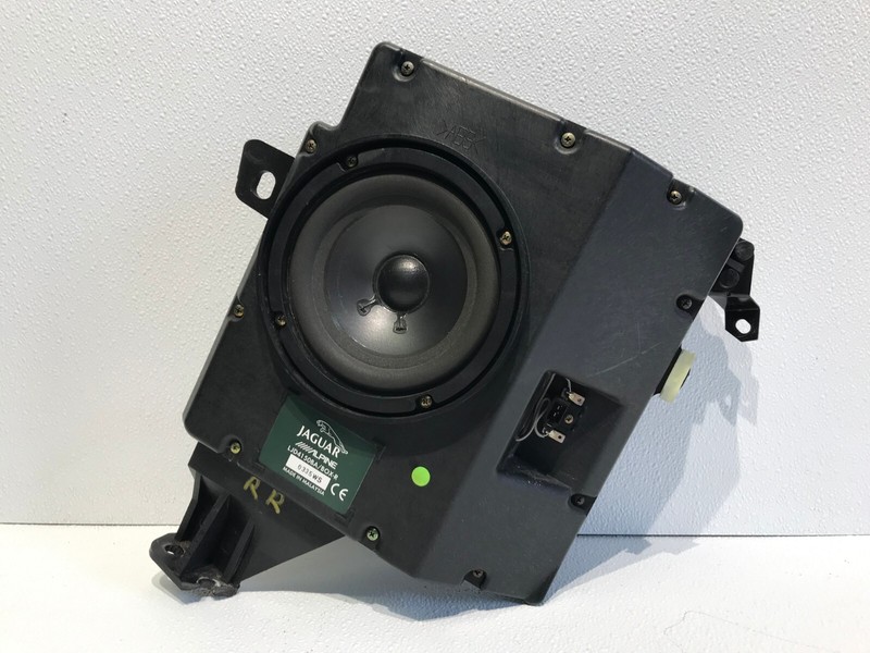 97-06 Jaguar XK8 XKR Alpine Subwoofer Speaker Right Passenger Side LJD4150BA OEM