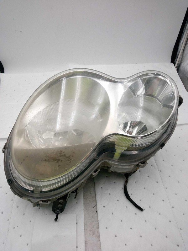 2007 Mercedes-Benz C-Class Left Headlight Assembly Black 375894 Used 139K Miles