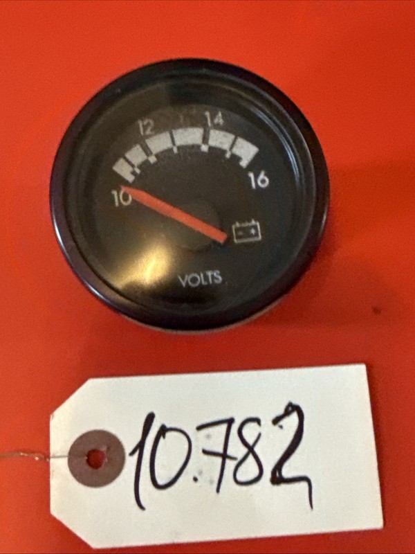 Freightliner Century BATTERY VOLTS Gauge Missing P/N Broken