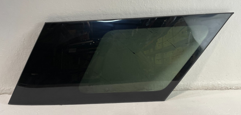 2020-2025 HYUNDAI PALISADE REAR RIGHT PASSENGER SIDE QUARTER WINDOW GLASS 103624