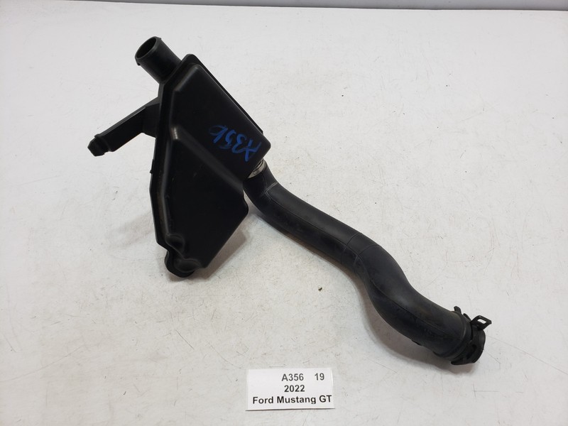 ✅ 18-23 OEM Ford Mustang GT Air Cleaner Intake Hose Tube 7k
