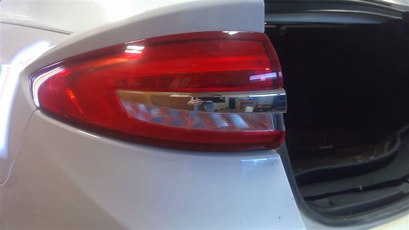 Driver Left Tail Light Quarter Panel Mounted Fits 17-20 FUSION 3381162