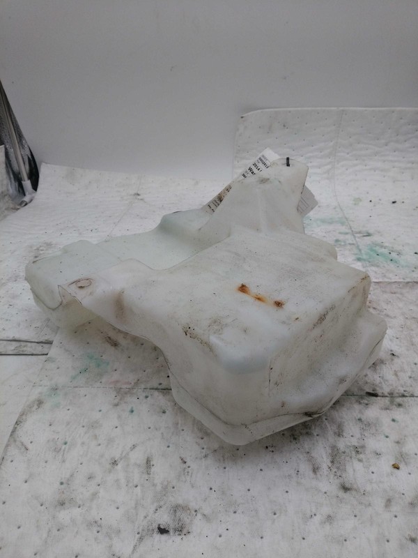 2014 Ford Escape Washer Fluid Reservoir OEM Red 1.60L 85K Miles CJ5Z17618A