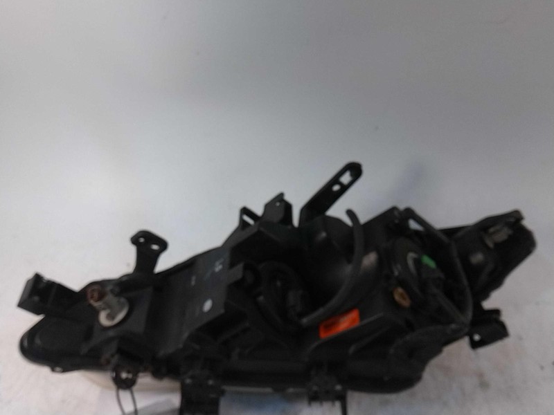 2011 Nissan Murano Right Headlight Assembly Silver 234457 Used 214K Miles