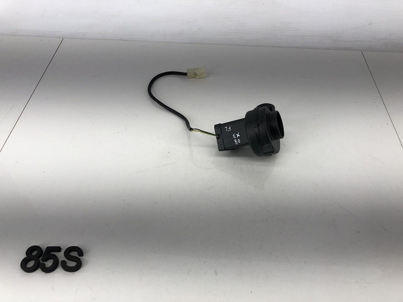 08-09 BMW X3 E83 3.0L L6 ENGINE COMPUTER BLOWER MOTOR FAN COOLER OEM