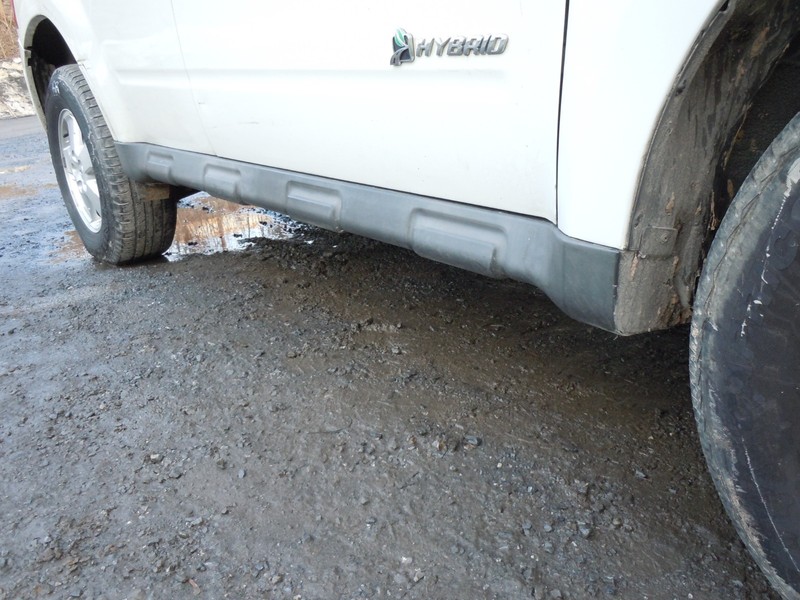 2008-2012 Ford Escape Rocker Panel Side Skirt Moulding Passenger Right OEM