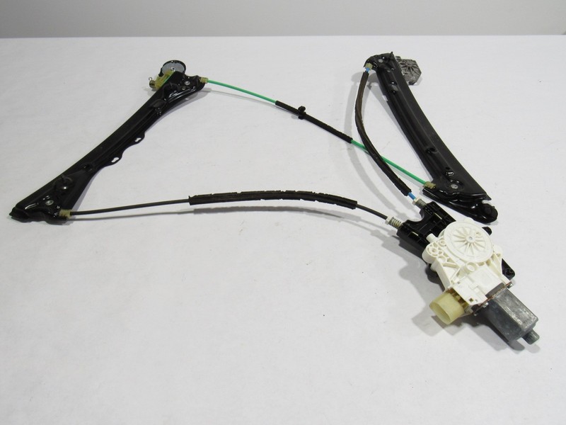 14-19 BMW 430i F32 Front Right Passenger Door Window Regulator Motor :Y