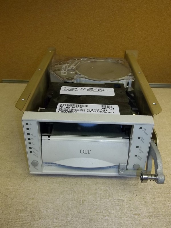 Quantum TH6XF-YW A06 Tape Library Loader *FREE SHIPPING*