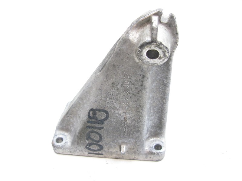 03-06 MERCEDES E55 CLK55 C55 W209 AMG RIGHT PASSENGER MOTOR MOUNT BRACKET