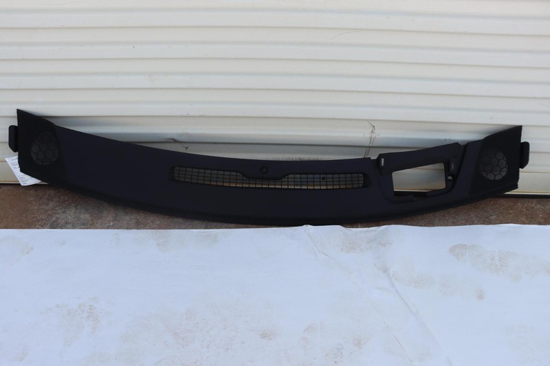 2015-2020 CHEVY TAHOE DASH DASHBOARD UPPER DEFROST GRILL PANEL TRIM COVER OEM