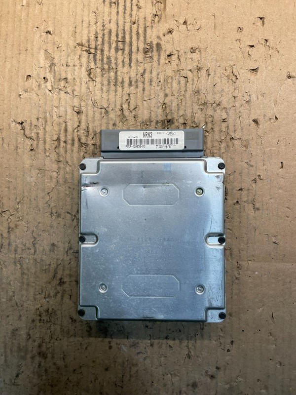 1997 Ford Van E250 E350 4.2L Engine Control Module Unit ECU U9487 DG