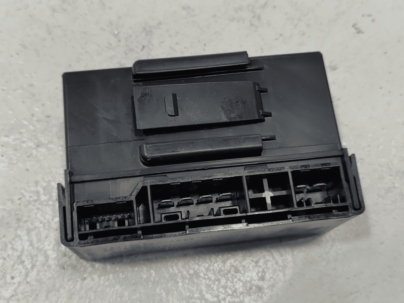 2014-2020 Acura MDX Smart Entry Fuse Relay Junction Box Block Module Unit OEM