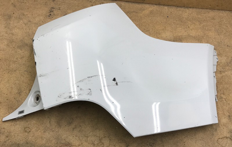 2015 2016 Land Rover Discovery Sport Rear Bumper Cover OEM Right END