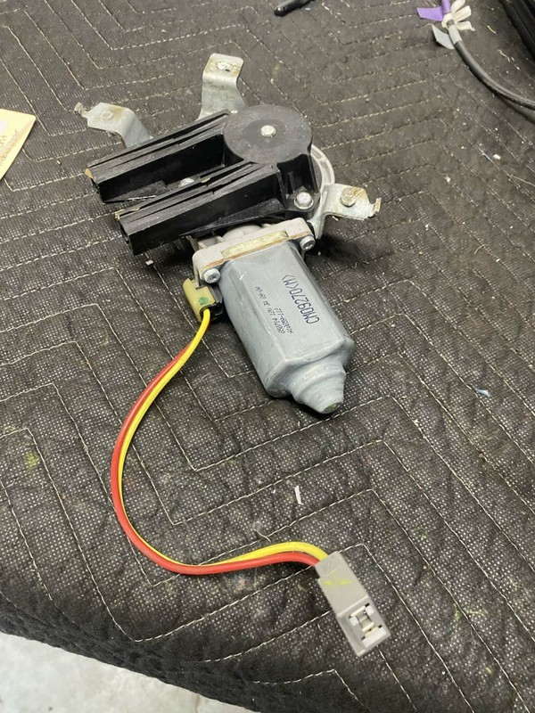 2014 Ford E250 Left Front Window Motor