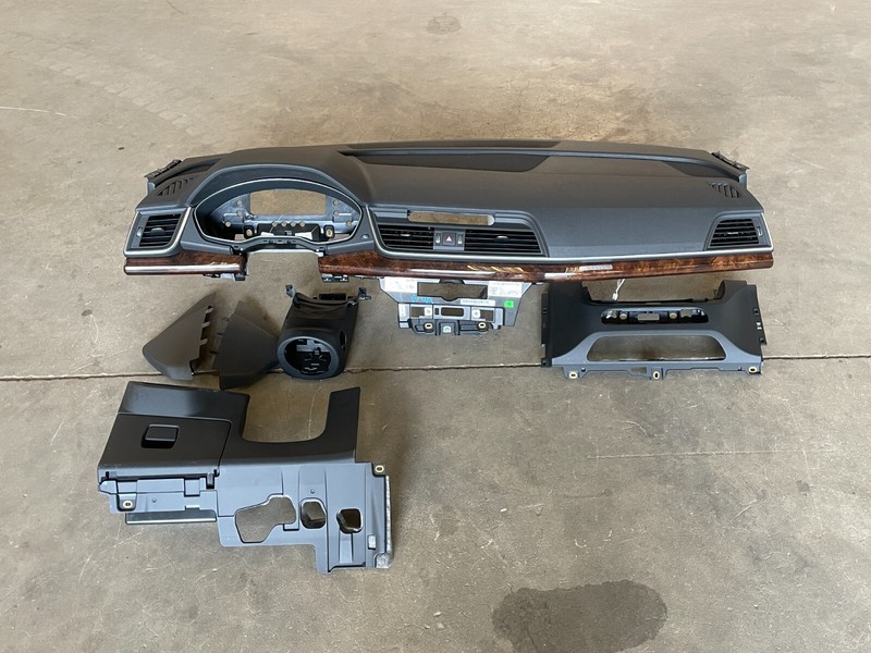 2018 2019 2020 Audi Q5 Dash Dashboard Instrument Cover Panel Assembly 1549 OEM