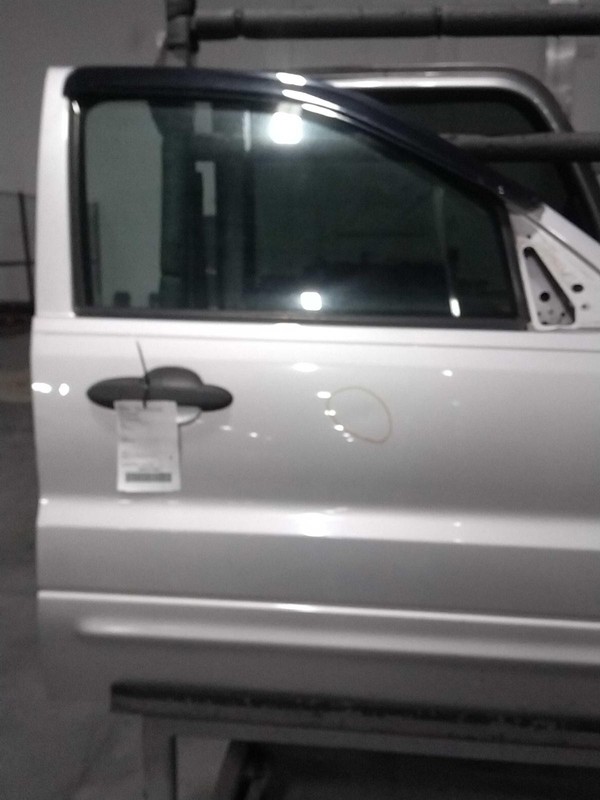 2007 Ford Escape Right Door Silver OEM Used 126K Miles - Fast Shipping