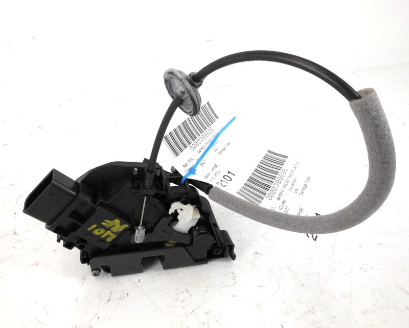 Volvo S80 Front Door Lock Actuator Passenger Right OEM 2007 07