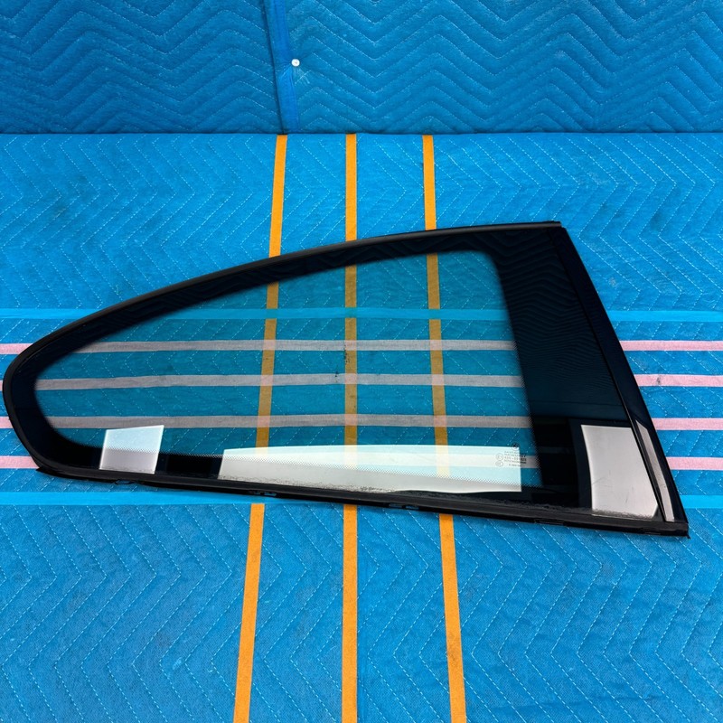 2008–2013 BMW M3 E92 Rear Right Passenger Quarter Glass OEM