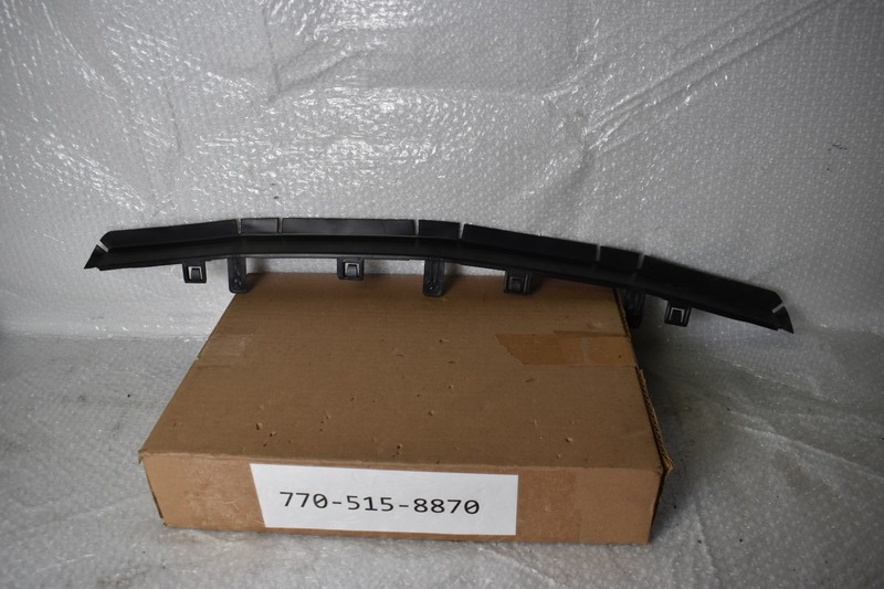 AUDI Q5 PREMIUM CENTER SEAL AIR DUCT 2018-2020 OEM 80A 121 345 AE