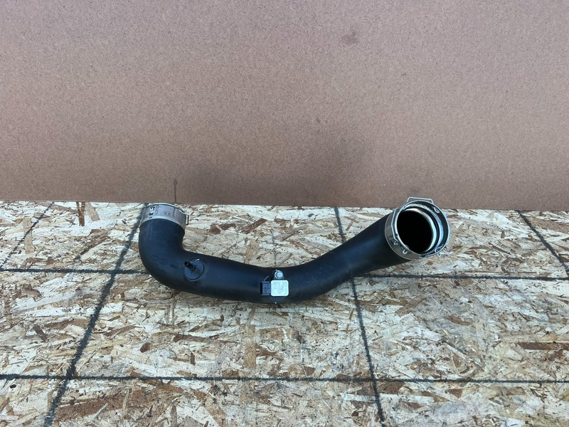 GENESIS GV70 22-26 OEM ENGINE MOTOR AIR INTERCOOLER OUTLET PIPE TUBE HOSE 2.5T