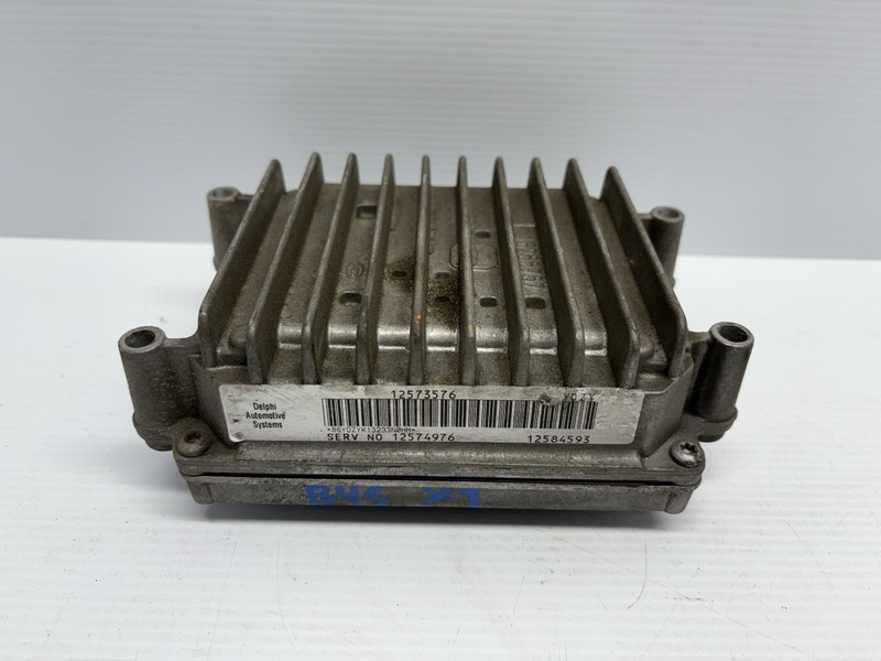 2003-2005 CHEVROLET TRAILBLAZER ENGINE COMPUTER MODULE ECU ECM 12574976 OEM