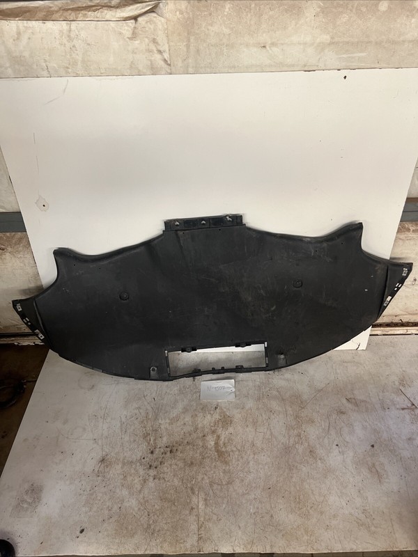 17-22 Tesla M3 Rear Bumper Under Body Aero Splash Shield 1135410-00 N-1507 S25