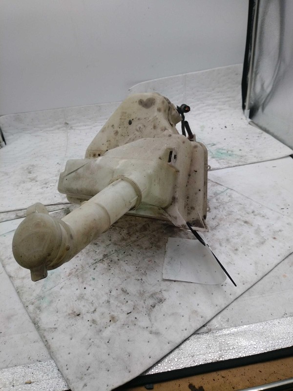 2012 MAZDA 6 Washer Fluid Reservoir OEM GK2A67482 2.5L Grey 146K Miles