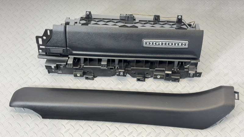 ✅2019-2026 RAM 1500 5th Gen BIG HORN BLACK GLOVE BOX COMPARTMENT w/ PANEL OEM