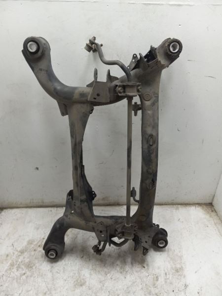 16 17 LEXUS RC200T F-SPORT REAR SUBFRAME K-FRAME