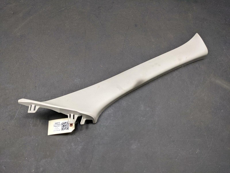 Right Pass. Windshield A Pillar Trim 2019 Nissan Rogue Sport 76911-6MA0A 17 2019