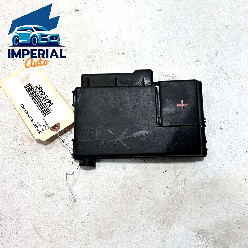2018 GMC TERRAIN BATTERY DISTRIBUTION FUSE JUNCTION BOX BLOCK COVER LID OEM