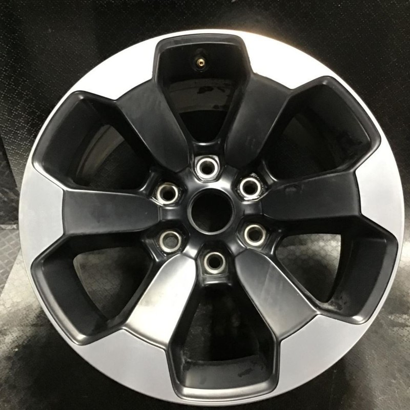 Wheel New Style 6 Lug Wheel 18x8 Aluminum Fits 19-21 DODGE 1500 PICKUP 75144