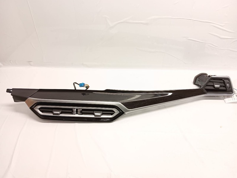 2022-2024 BMW 430i G26 DASH CENTER RIGHT SIDE BEZEL MOLDING COVER & VENTS