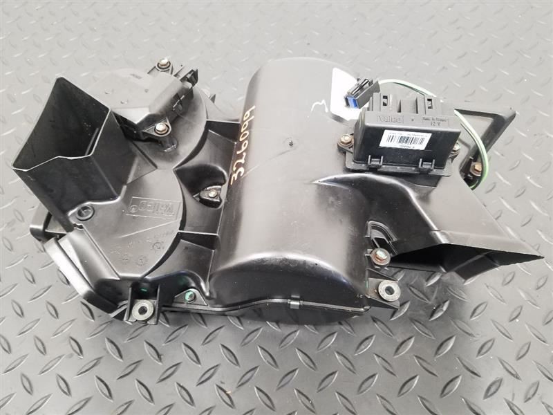 04-08 Chrysler Pacifica Blower Motor W/ Housing OEM 05005106AB