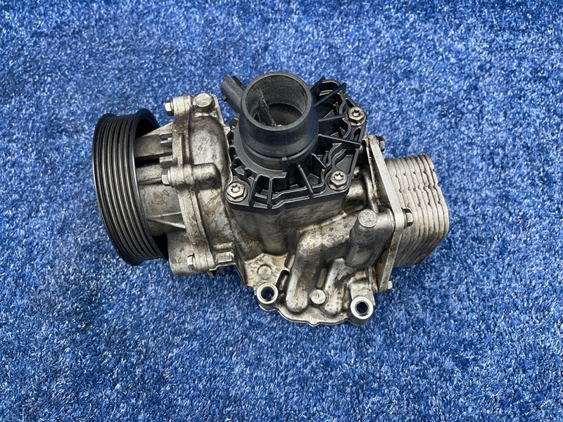 2016–2019 Buick Cascada Engine Oil Filter Housing with Oil Cooler OEM 55571483