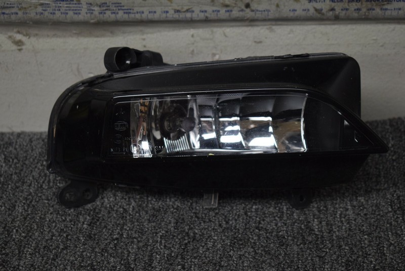 2013-2015 AUDI A4 QUATTRO RIGHT SIDE FOG LIGHT FACTORY OEM