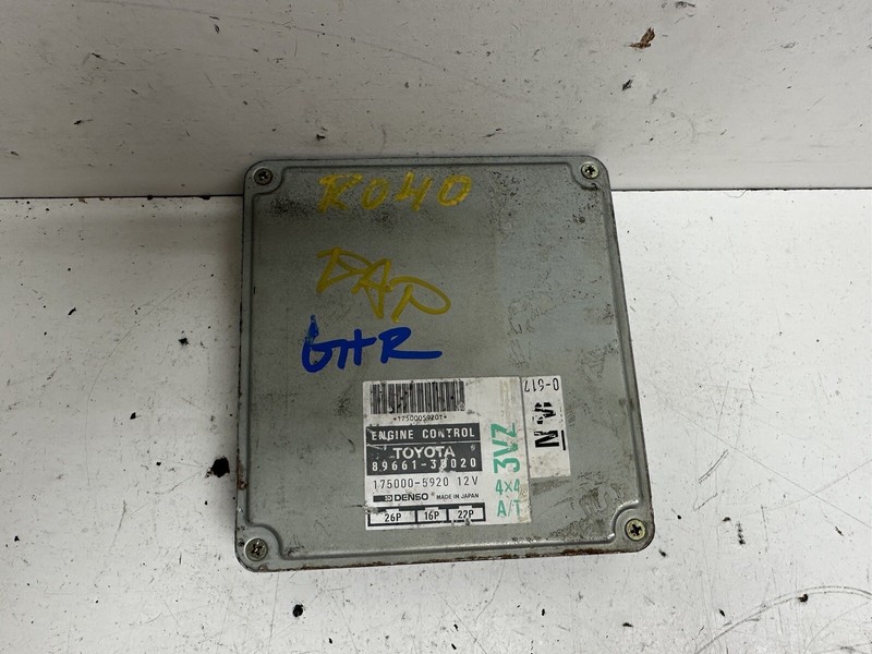 1994-1995 Toyota 4 Runner 4x4 V6 AT Fed Emissions Engine Computer Control Module