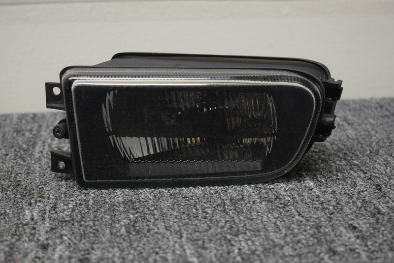 1995-2004 BMW 5 SERIES LEFT SIDE FOG LIGHT FACTORY OEM
