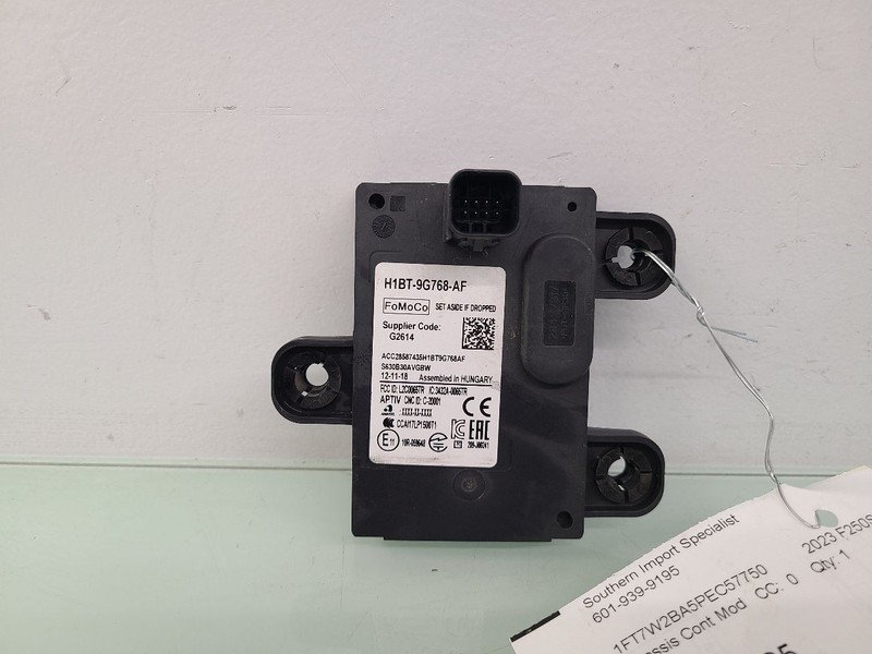 Chassis ECM Driver Assist Radar Unit Fits 17-23 FORD F250SD PICKUP 586437