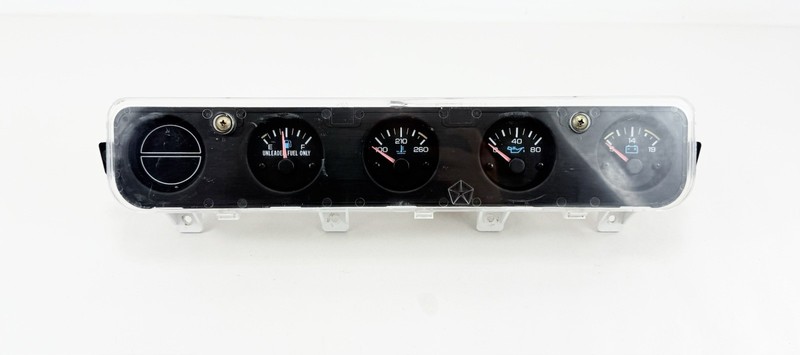 1992-1995 Jeep Wrangler YJ Center Gauge Set Cluster Oil Fuel Temp Voltage OEM