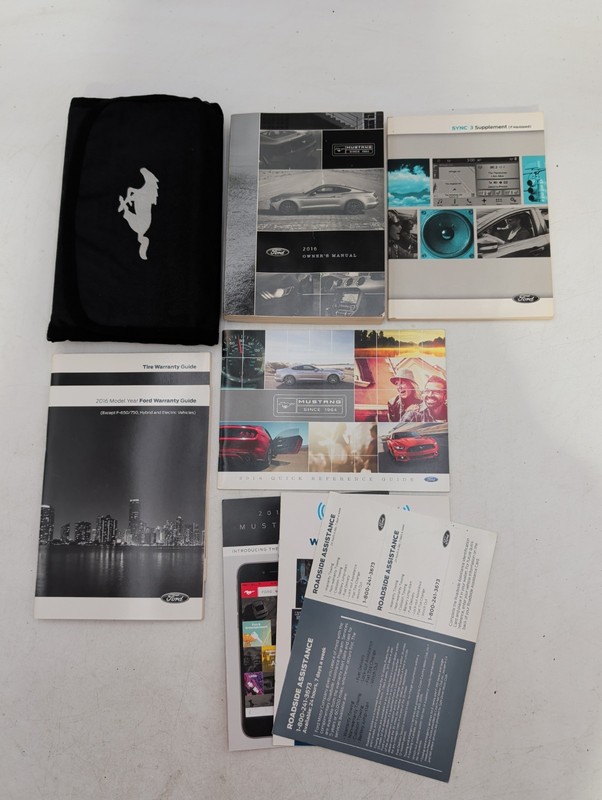 2016 FORD MUSTANG OWNERS MANUAL SET & CASE V6 V8 GT ECOBOOST COUPE CONV