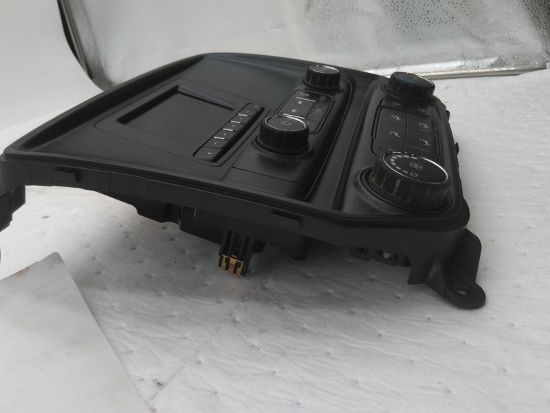 2016 Chevrolet Silverado 1500 Infotainment Display OEM 166k Miles NJ25-23669
