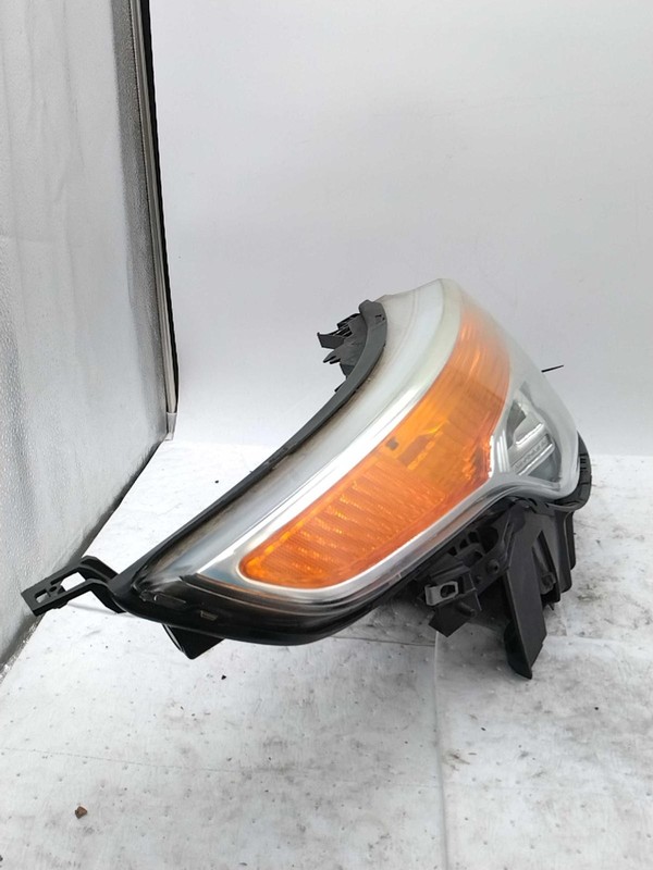 2013 Ford Explorer Right Headlight Assembly Blue OEM 340551 201k Miles