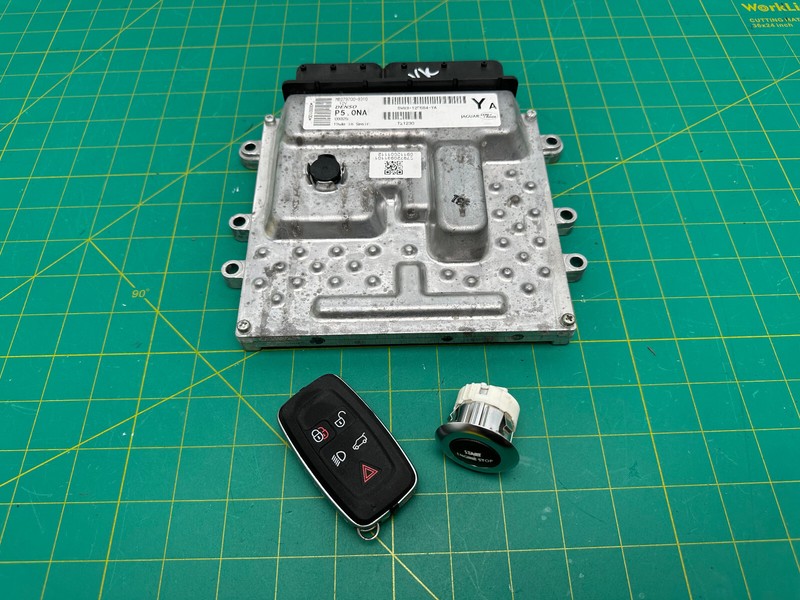 10-16 LAND ROVER LR4 ECM ENGINE CONTROL MODULE W/ IGNITION SWITCH & KEY OEM