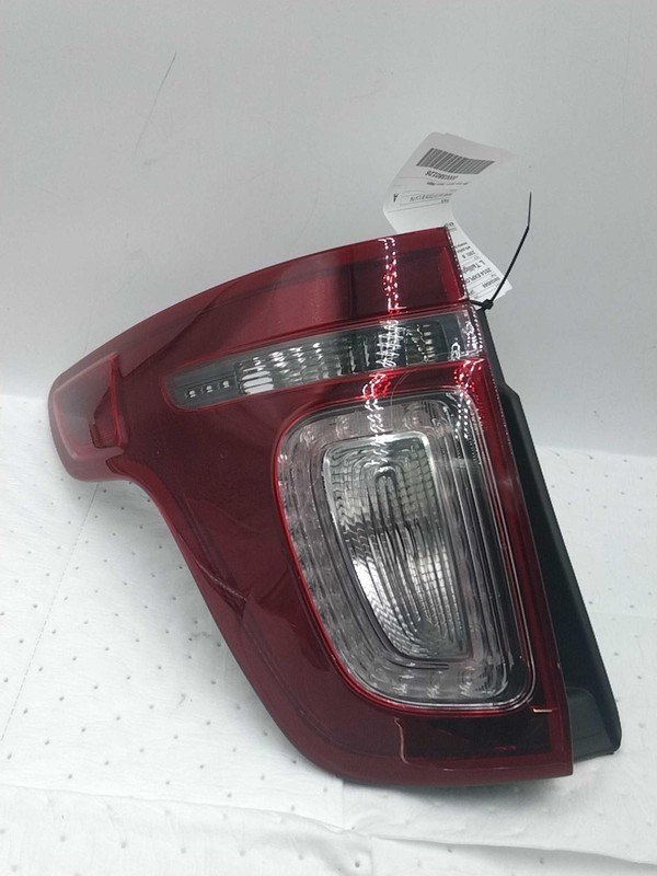 2014 Ford Explorer Left Tail Light Assembly Black OEM 519672 Used 116K Miles