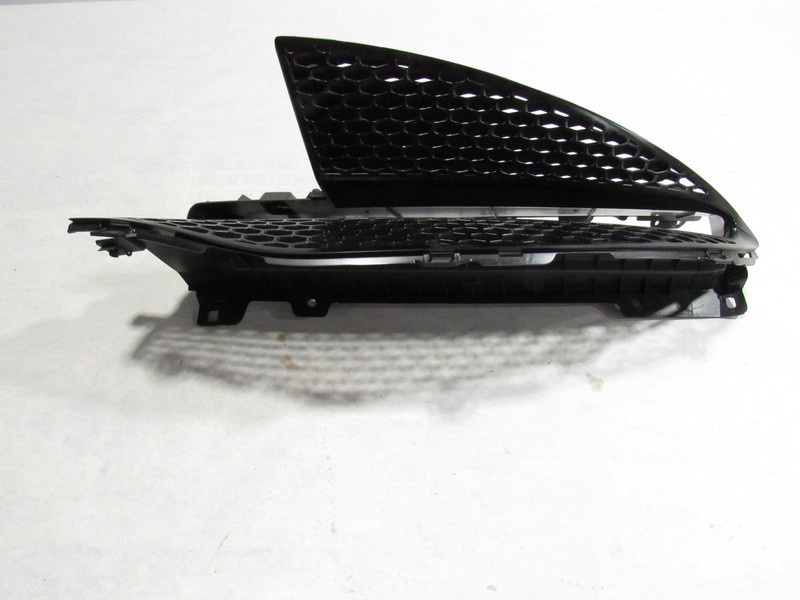 20-23 McLaren GT 2021 Rear Right Taillight Light Lamp Surround Cover Trim ;@1