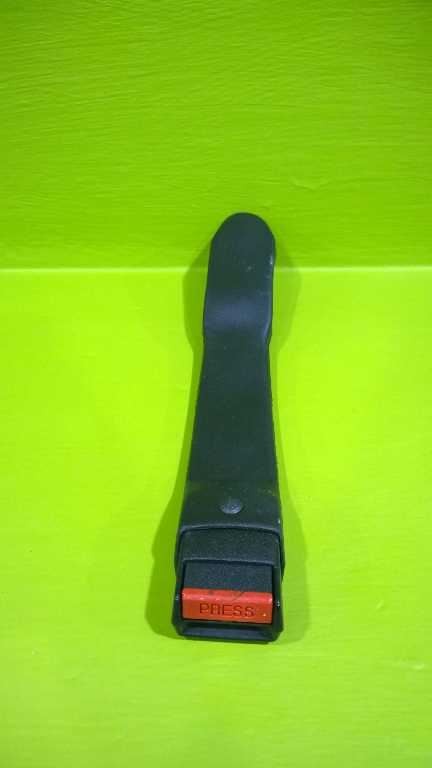 92 DODGE RAM 250 VAN PASSENGER RIGHT FRONT SEAT BELT BUCKLE OEM 3887-26